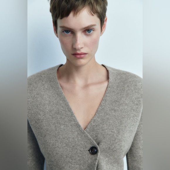 BNWT ZARA WOOL BLEND PEPLUM KNIT BLAZER L - Picture 1 of 13